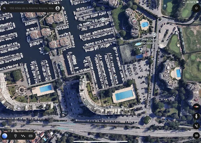 Cannes Marina Residence Le Surcouf - Studio De 28M2 Au 10Eme Etage Avec Piscine, Terrasse, Parking, Vue Montagne Et Port : Mandelieu-La Napoule